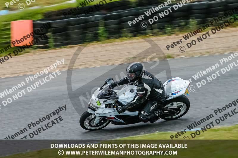 enduro digital images;event digital images;eventdigitalimages;lydden hill;lydden no limits trackday;lydden photographs;lydden trackday photographs;no limits trackdays;peter wileman photography;racing digital images;trackday digital images;trackday photos